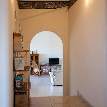 Marva - Comfortable 8-person Retreat * Neromilos