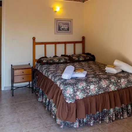 Marva - Comfortable 8-person Retreat *